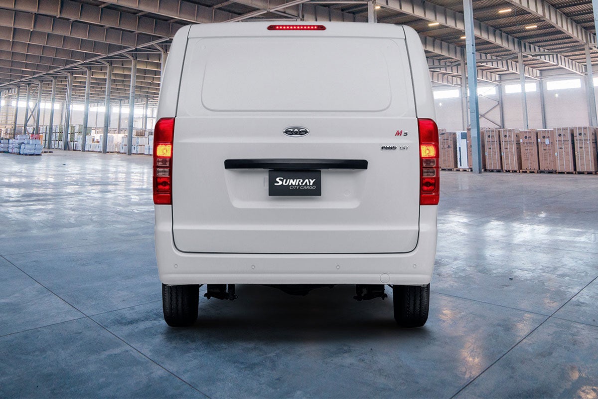 Potencia de 172 HP y Torque de 207 LB-PIE